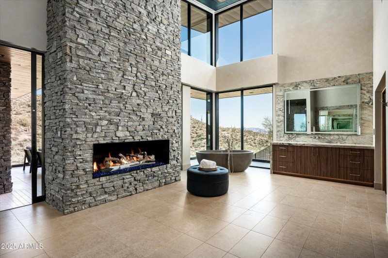 Primary Suite Bathroom