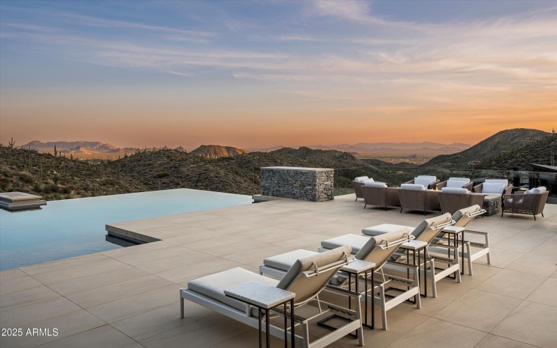 005-9643 E Cintarosa Pass-5