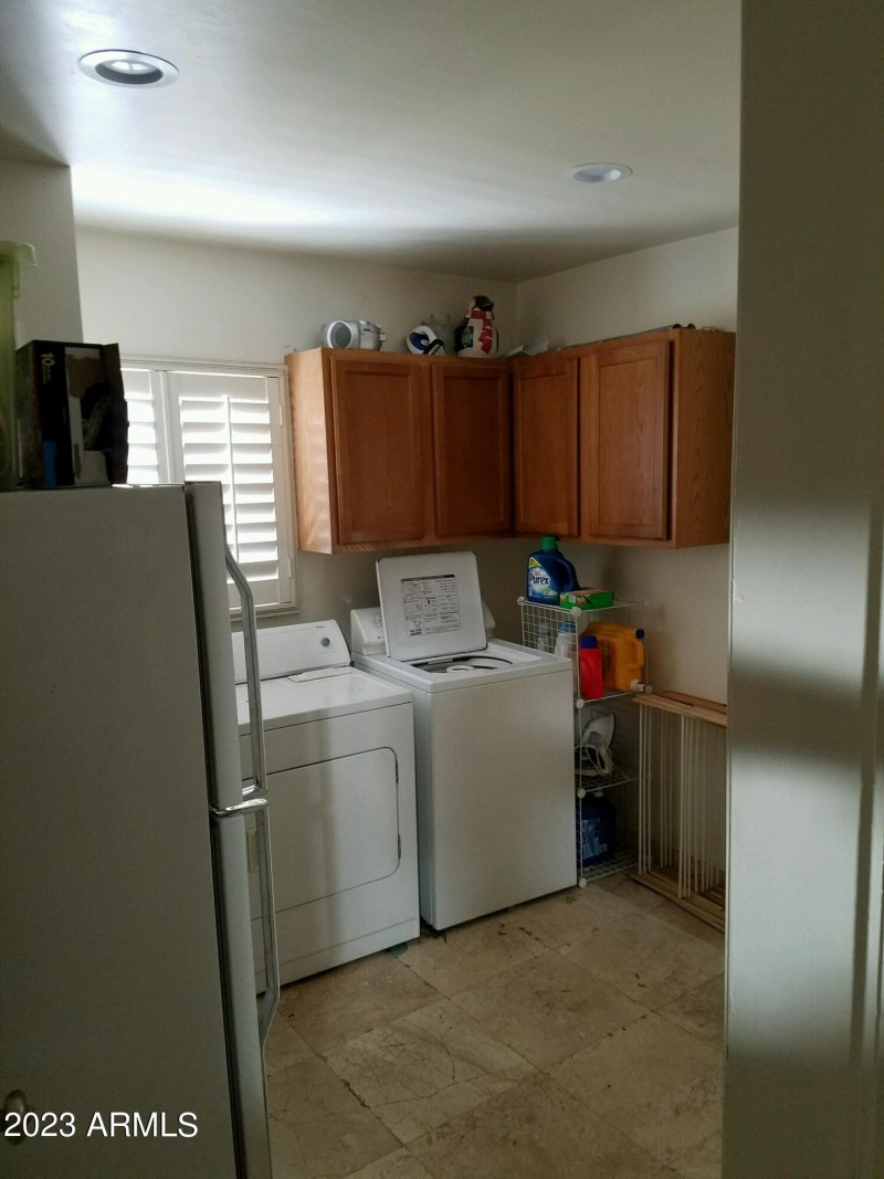 1224 Shared Laundry Room