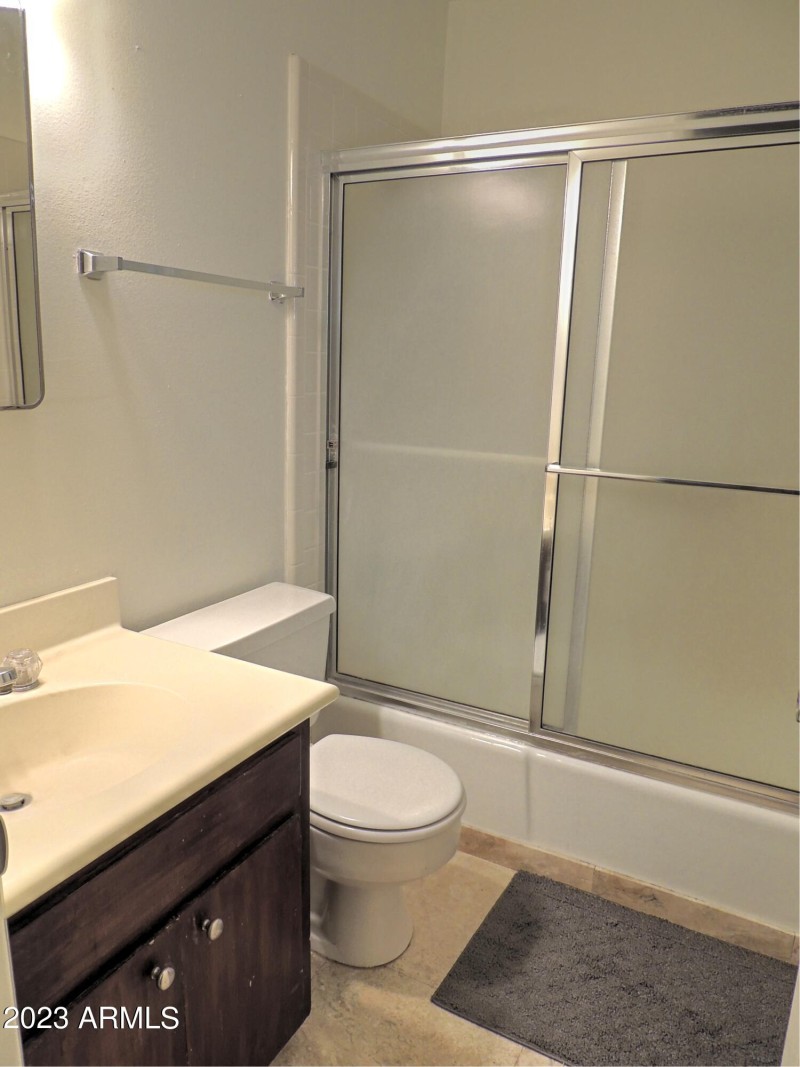 1 bath in 2 bd unit