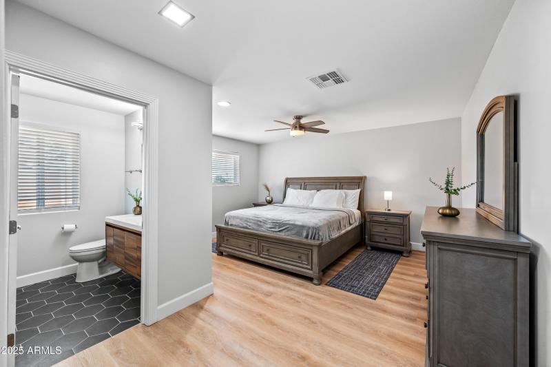 Secondary primary suite