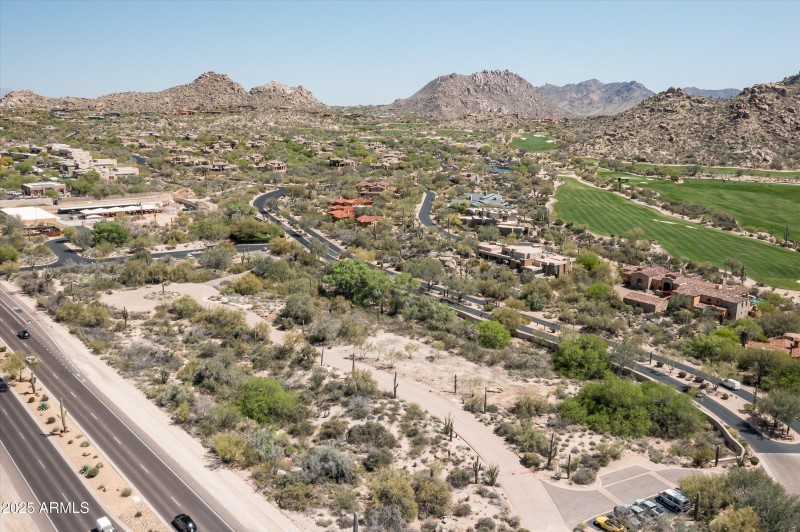 03-9804ERunningDeerTrail-3