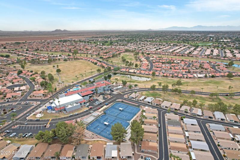 9506 E Arrowvale Dr-12