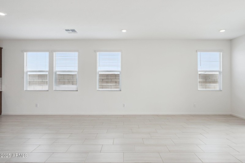 7-web-or-mls-25425-w-graham-trl-lot-313-