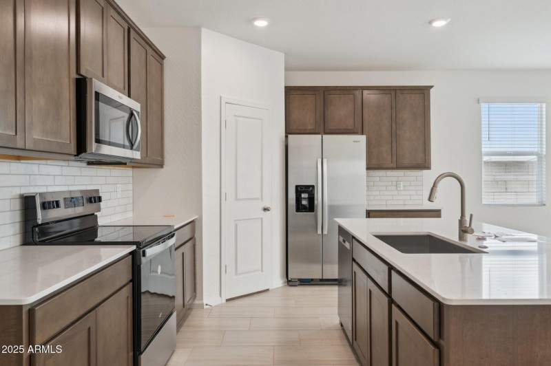 12-web-or-mls-25425-w-graham-trl-lot-313