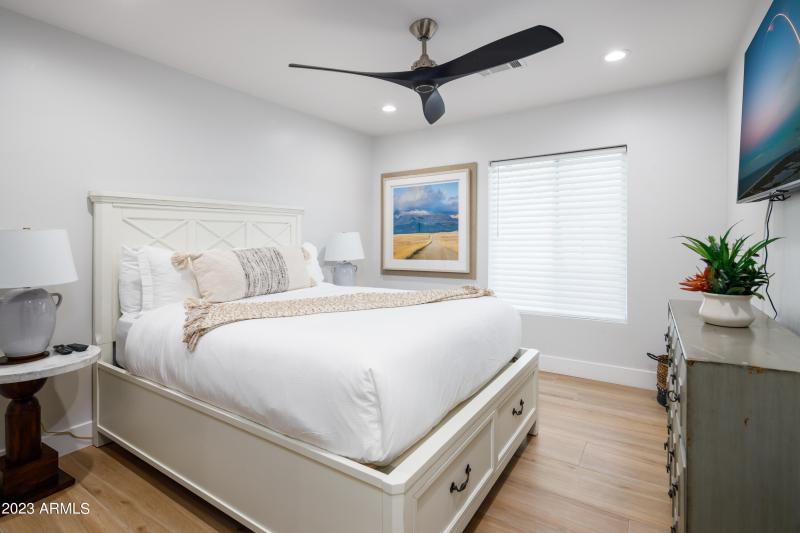 PROPERTYIMAGECO_8837ELupineAve_WEB-12