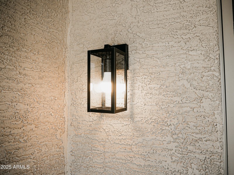 carriage light