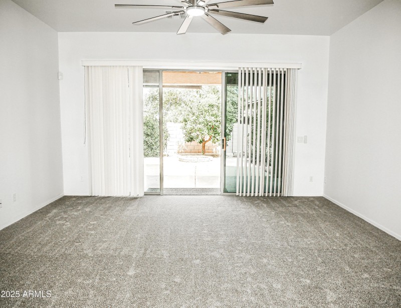 family room 2