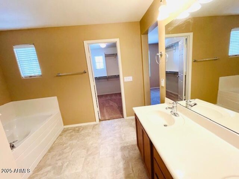 Master bath2
