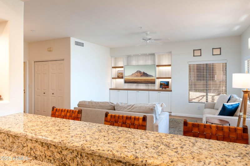 Breakfast Bar