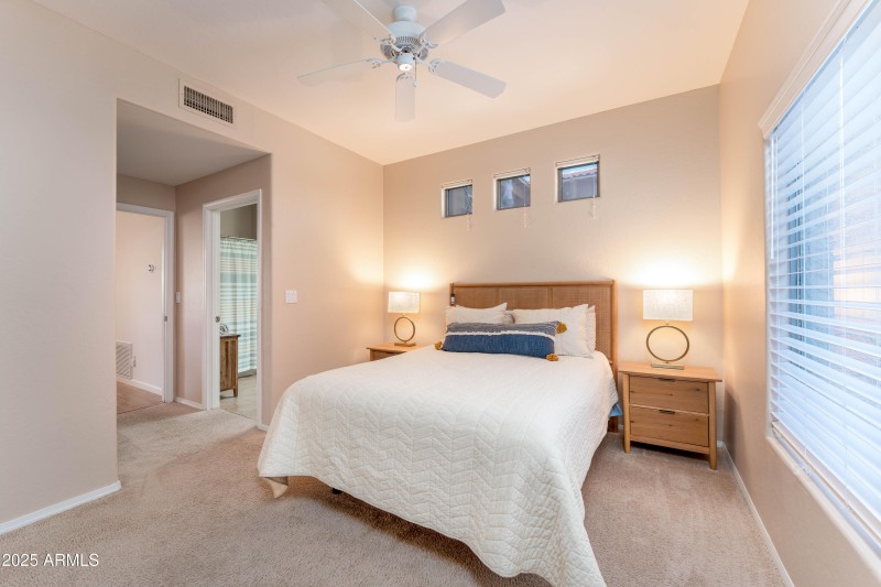 Guest bed