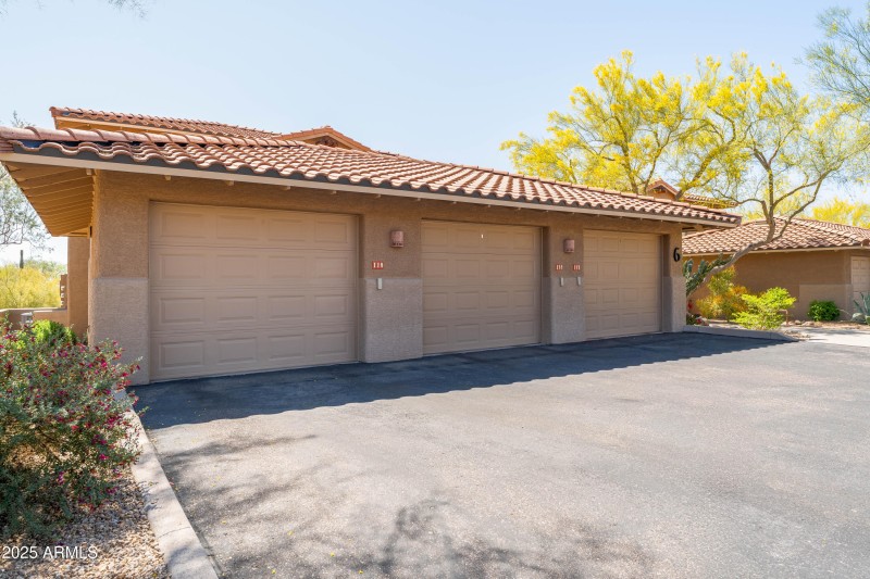 Garage 118
