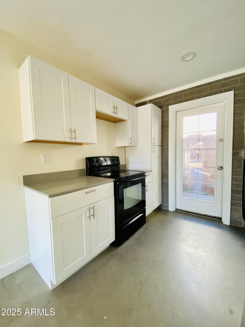 Avalon Unit 1 - Kitchen 1