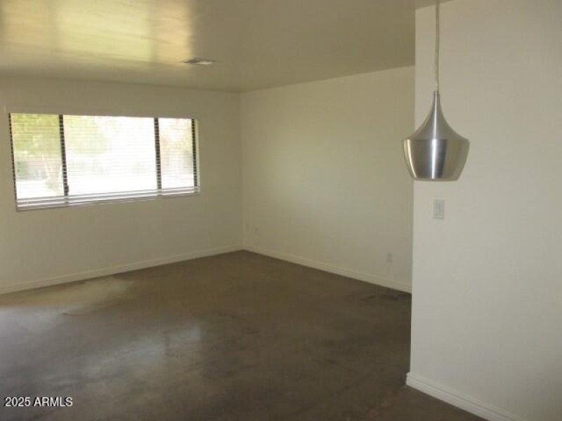 Avalon Unit 2 - Living Area
