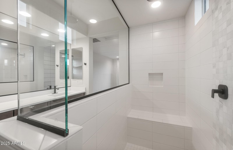 Owners Bath
