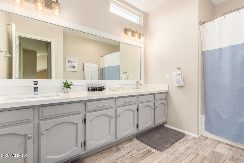 20230404211155593109000000-o