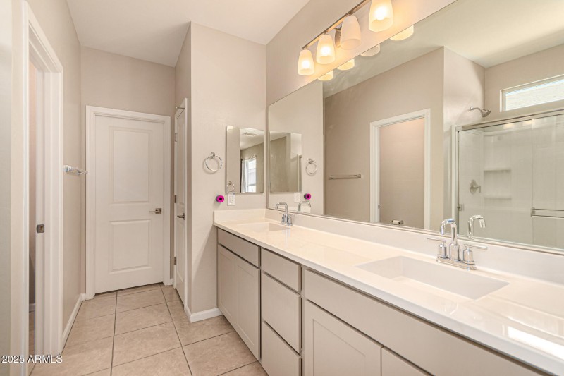 Dual sink vanity!