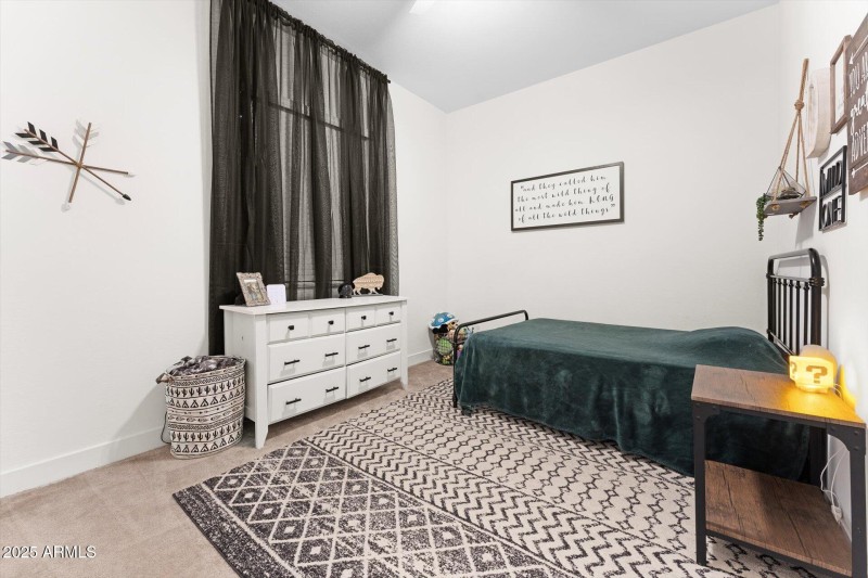32-032-bedroom-4