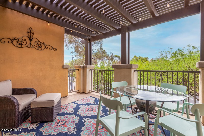Upstairs balcony