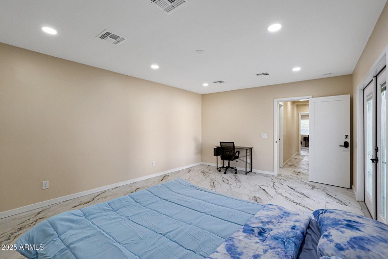7thBedroom1
