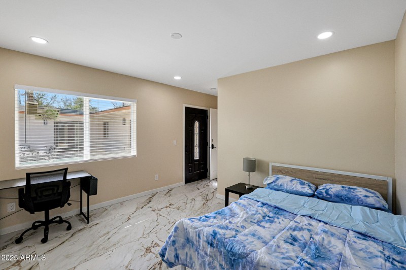 1stBedroom3
