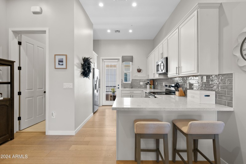 kitchen with bar