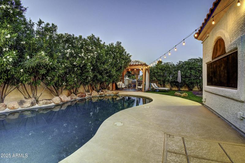 15038 E Marathon Dr (19)