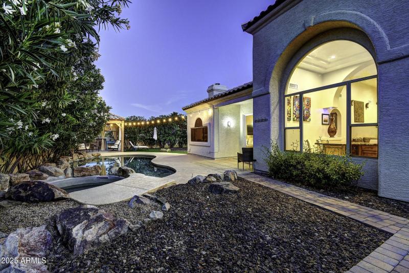 15038 E Marathon Dr (21)