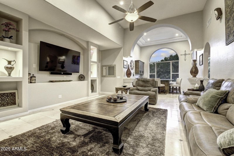 15038 E Marathon Dr (24)