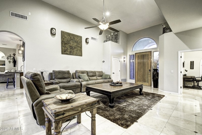 15038 E Marathon Dr (26)