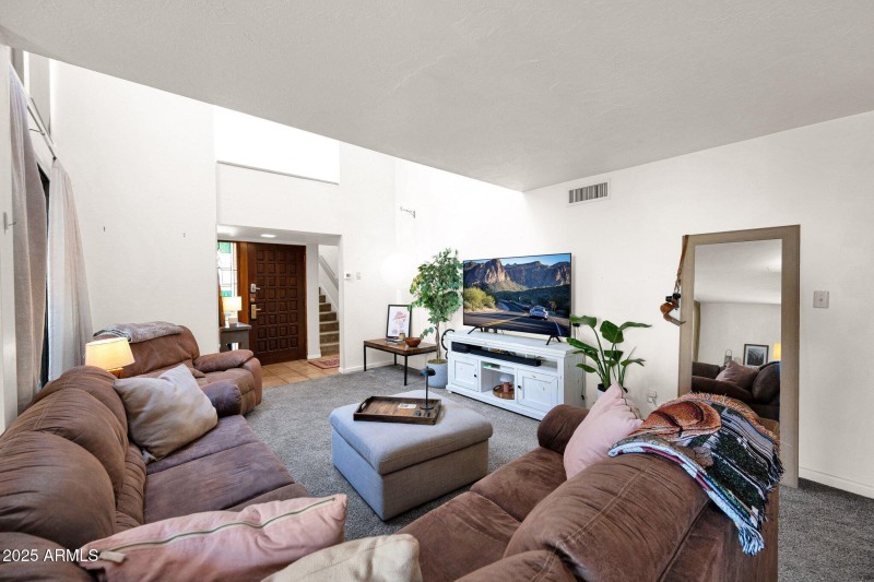Living Rm