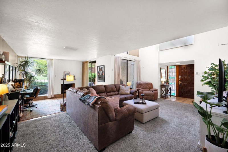 Living Rm