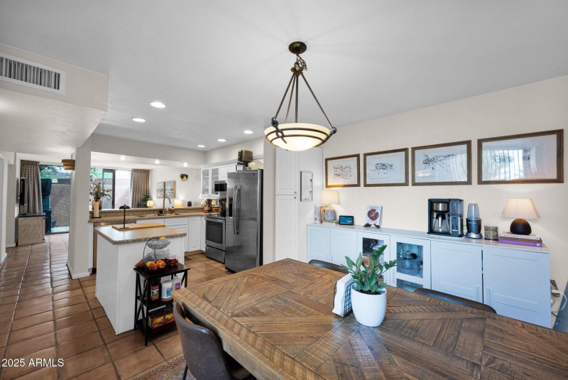 Dining Rm