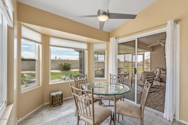 Breakfast Nook