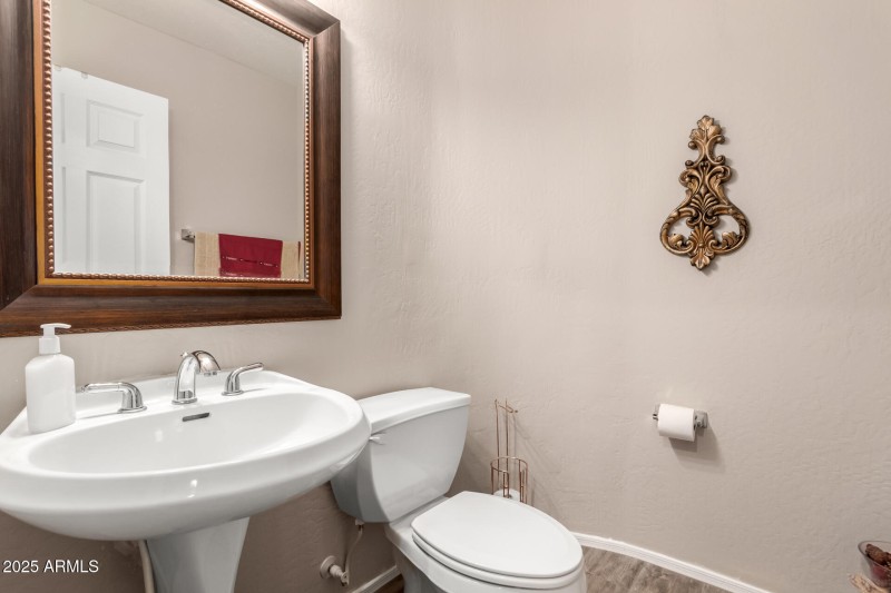 Powder room