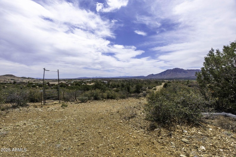 19-web-or-mls-0-n-durango-sky-trail