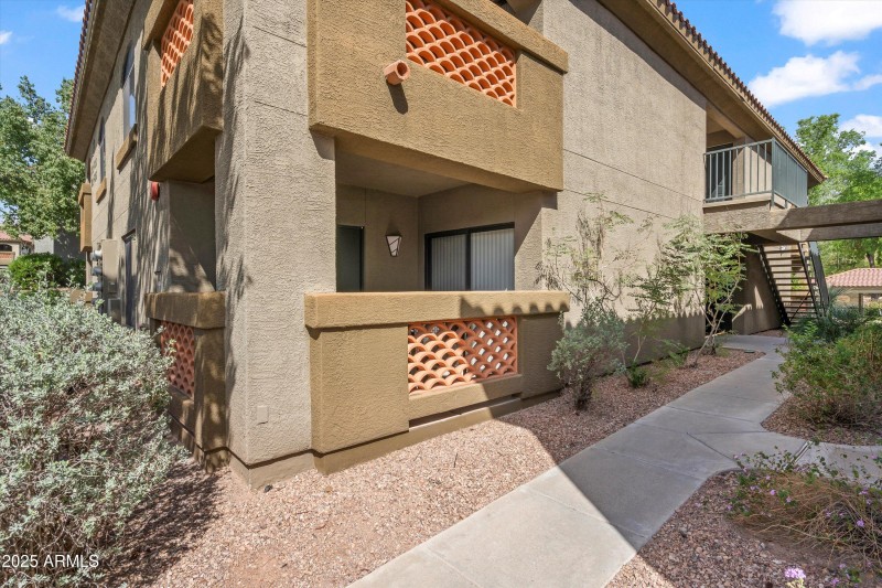 22-Covered Patio