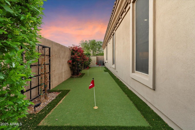 41-Backyard