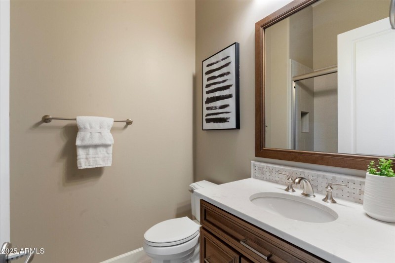 36-Bathroom