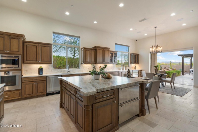 17-Kitchen