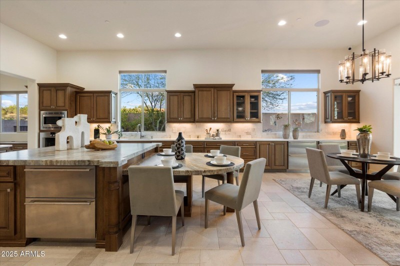 18-Kitchen