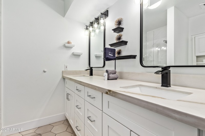 67fdfe_27 - Country Club (1)