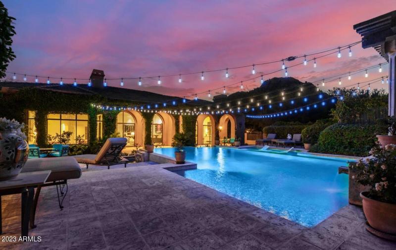 Award Winning Pool & Spa