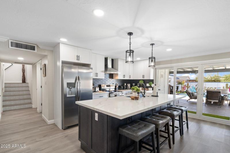 5-web-or-mls-PML09176