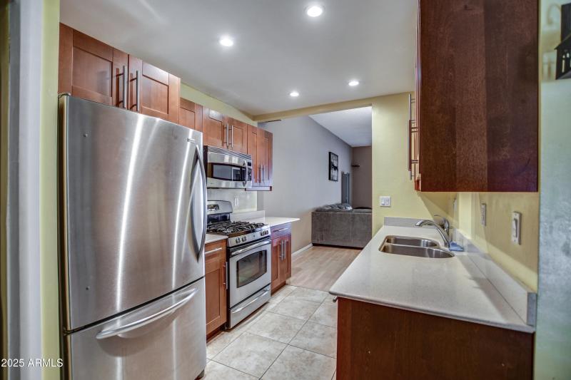 Kitchen 2