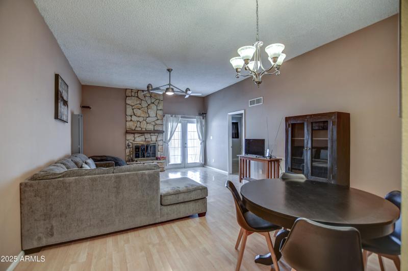 Dining Living 1