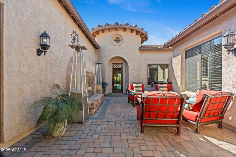 4-web-or-mls-2304-n-steele-cir