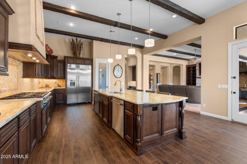 13-web-or-mls-2304-n-steele-cir