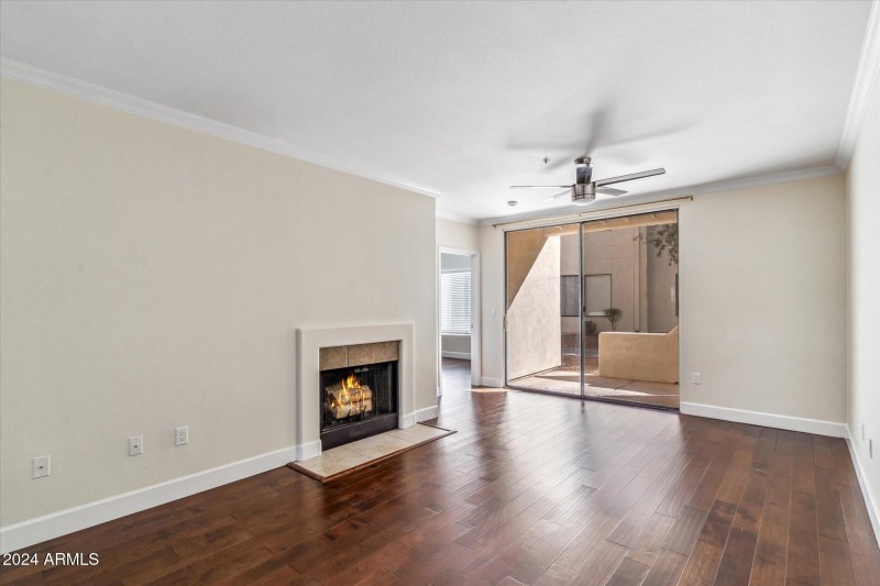 13-Dining & Living Room
