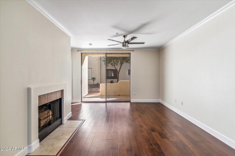 17-Dining & Living Room